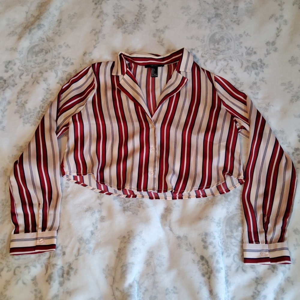 Forever21 Button up Crop Top